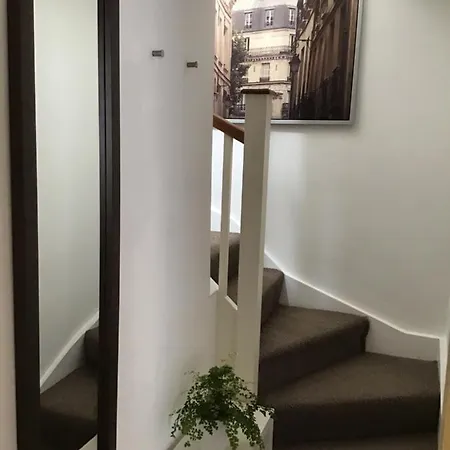 בית הארחה Conference View 4*